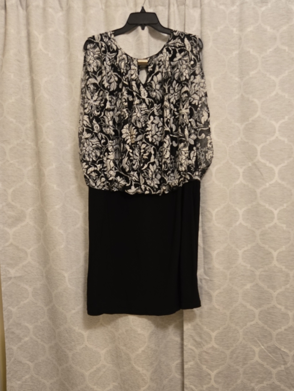 Perceptions Black and White Floral Midi Dress